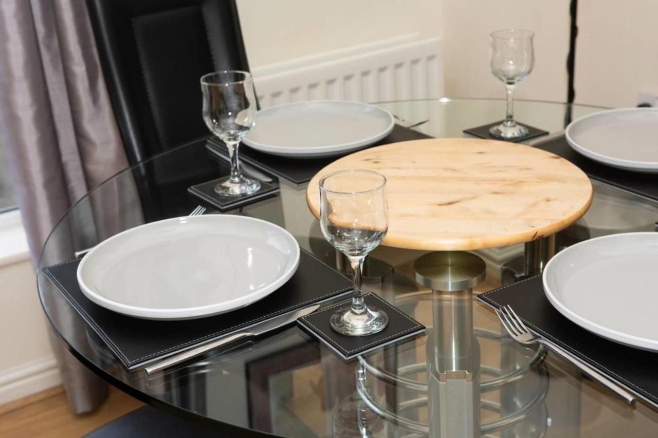 Guestready - Top Floor Apt 2Min Walk To O2 Apollo Manchester Buitenkant foto