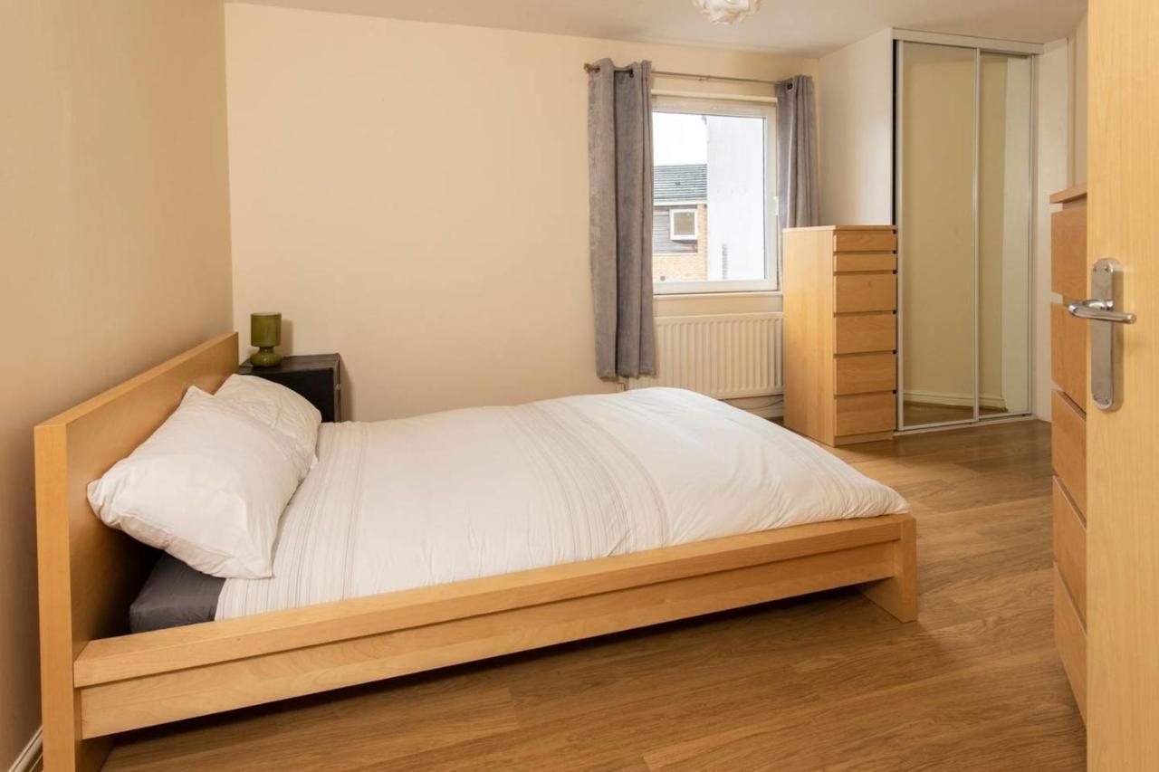 Guestready - Top Floor Apt 2Min Walk To O2 Apollo Manchester Buitenkant foto