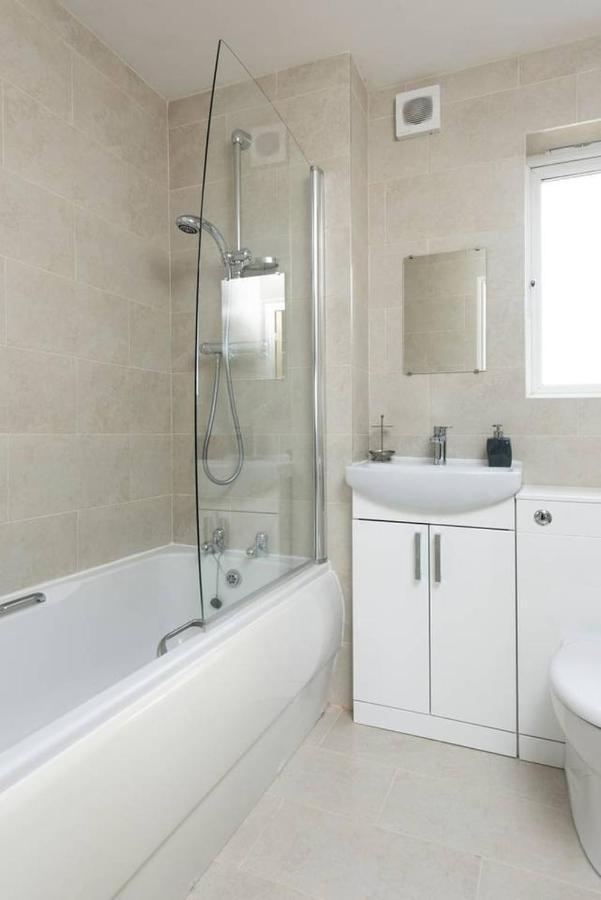 Guestready - Top Floor Apt 2Min Walk To O2 Apollo Manchester Buitenkant foto